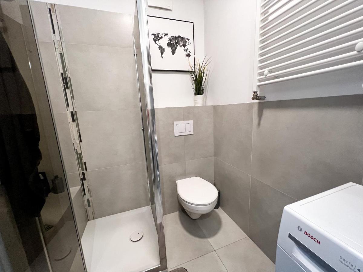 Nowoczesny Apartament - Blisko Centrum Varsó Kültér fotó